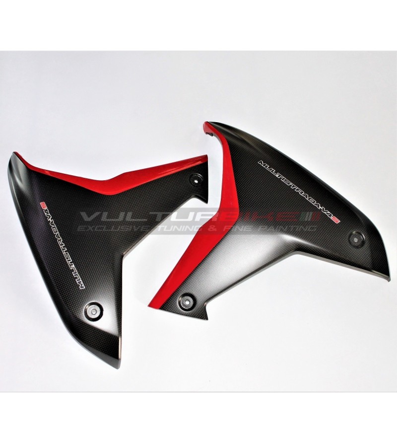 Paneles laterales de carbono personalizados con letras originales - Ducati Multistrada V4 / V4S