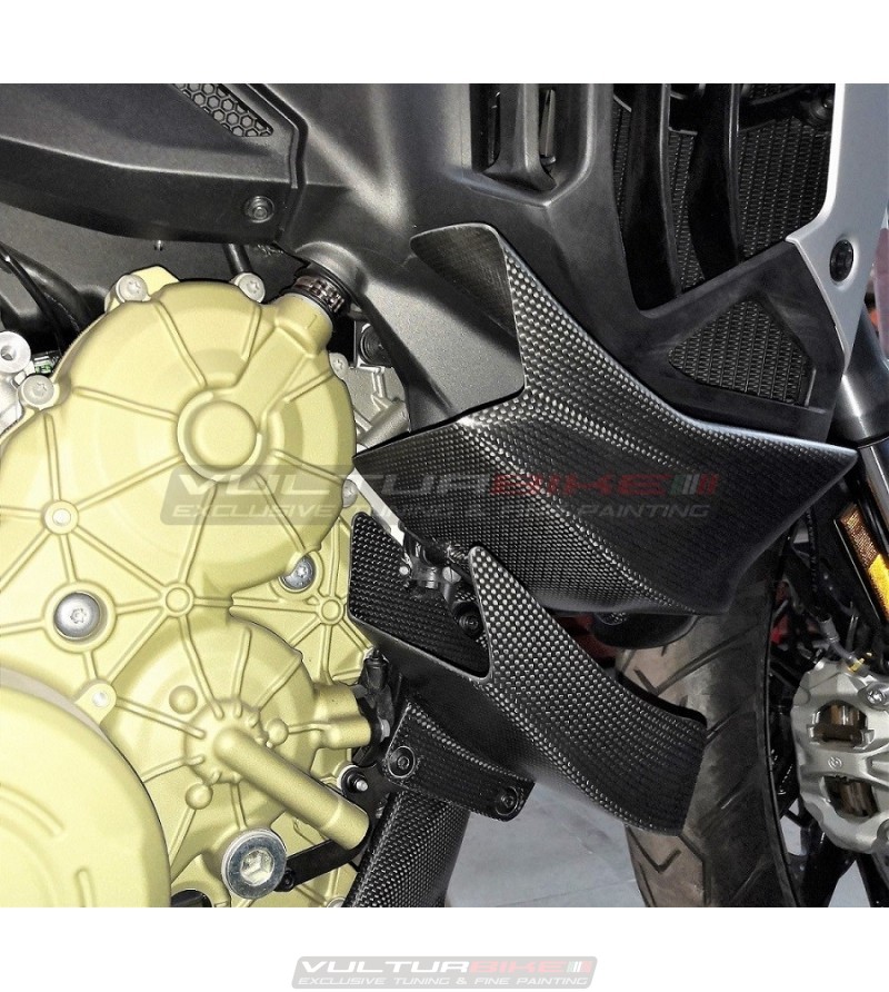 thumbnail image 2 of Century Carbon Rear Tail Fins / Winglets For Yamaha MT10 (2016-2021) – Gloss 2 of 6