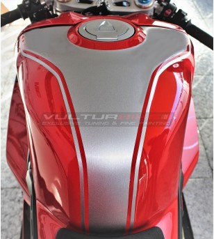 Pegatinas de tanque de efecto aluminio cepillado - Ducati Panigale V4 2022