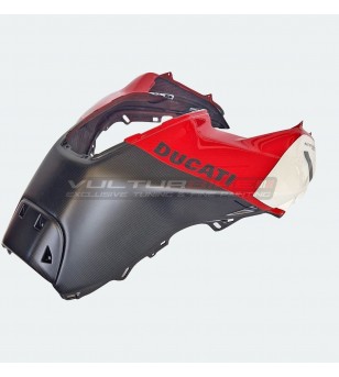 Carbon tank cover and side panels - Ducati Multistrada V4 Pikes Peak