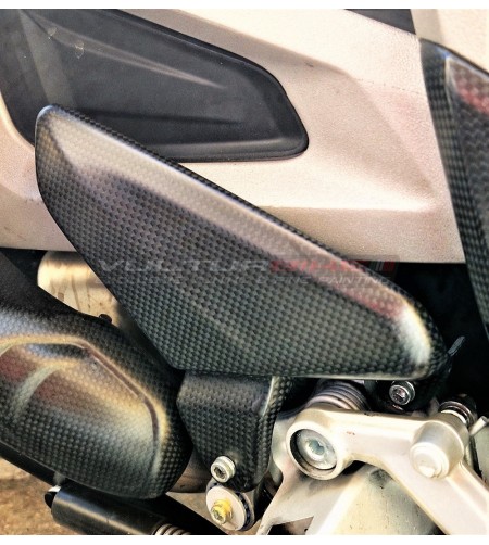 Taloneras de fibra de carbono para Akrapovic completo - Ducati Multistrada V4