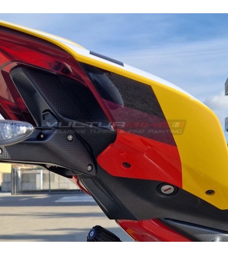 Carenado traje rojo amarillo - Ducati Panigale V4 2022 / 2023 