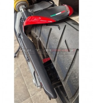 Guardabarros trasero de carbono personalizado con protector de cadena - Ducati Multistrada V4 / Rally