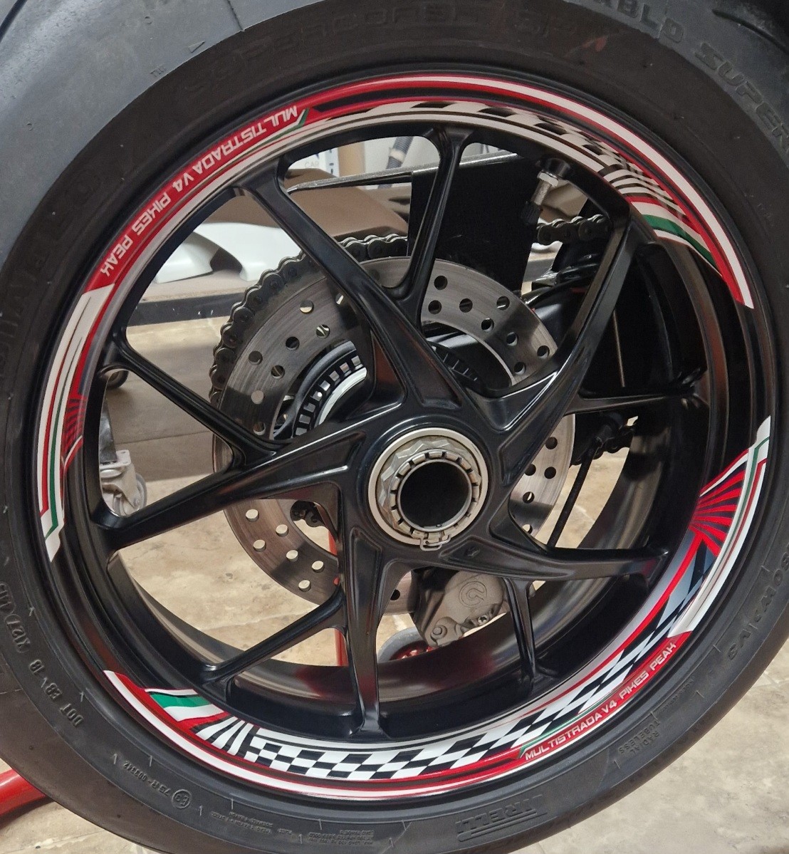 stickers-kit-for-wheels-ducati