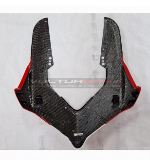 Custom design carbon windscreen compatible with Ducati Panigale V4