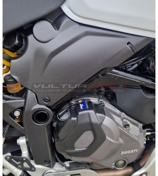 Carbon side panels for Ducati DesertX