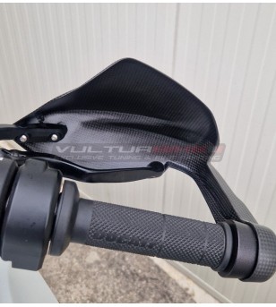 Pair of extended carbon handguards for Ducati Multistrada V4