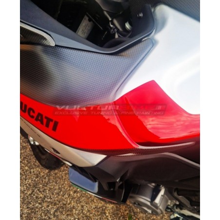Punta del depósito de carbono para Ducati Multistrada V4 Rally versión ALUMINIO CEPILLADO