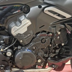 Capot moteur carbone gauche et droit - V4 Ducati Diavel