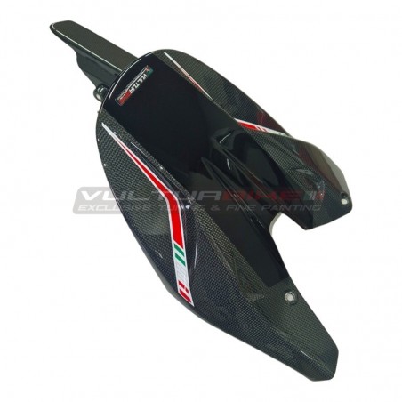 Custom design carbon rear fender - Ducati Diavel V4
