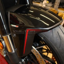 Parafango anteriore in carbonio design personalizzato - Ducati Diavel V4