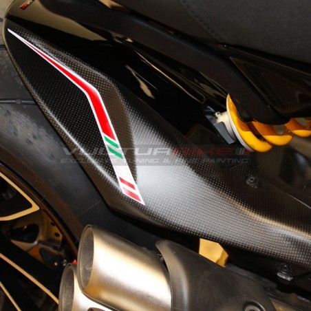 Custom design carbon rear fender - Ducati Diavel V4