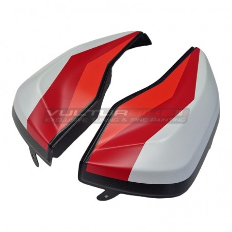 Cubierta de la caja de fibra de carbono con librea Ducati Multistrada V4 RS