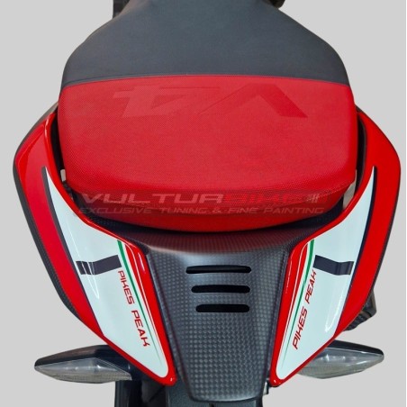 Carbon tail with handle - Ducati Multistrada V4 Pikes Peak