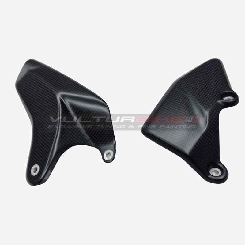 Carbon heel guards for "full Akrapovic" - Ducati Multistrada V4 / RS / Pikes Peak