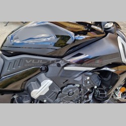 Side fairing and tank stickers - Ducati Diavel V4