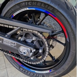 Kit d’autocollants pour roues de 17 pouces Design performant - BMW