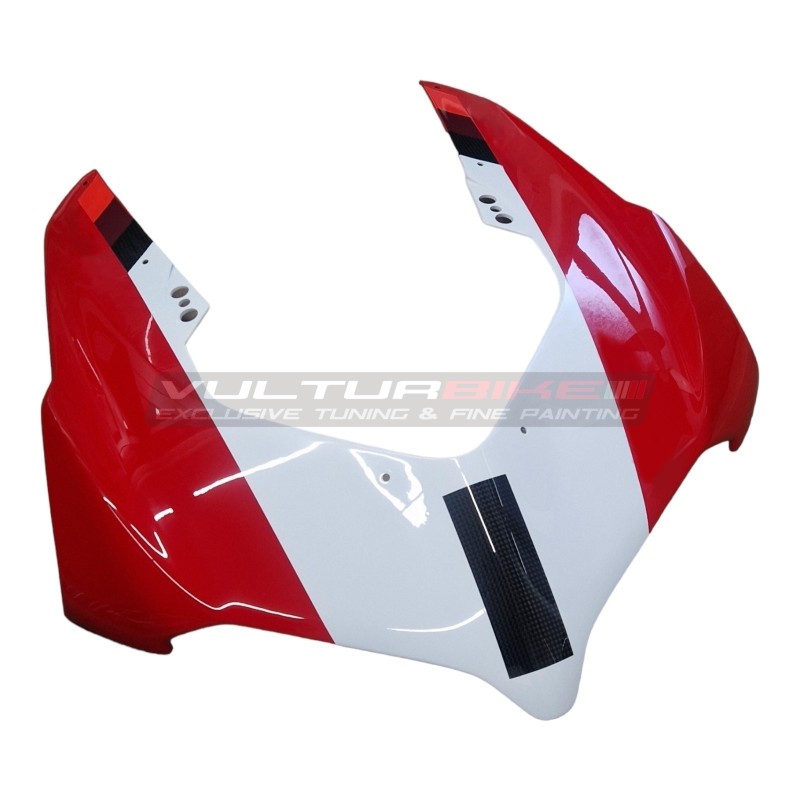 Custom design carbon windscreen compatible with Ducati Panigale V4