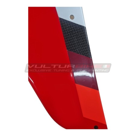 Custom design carbon windshield compatible with Ducati Panigale V4