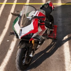 Customized fairings in Italian tricolor version - Ducati Panigale V4 2022 / 2024