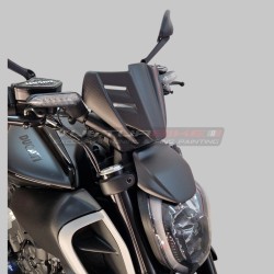 Carbon fiber windshield - Ducati Diavel V4