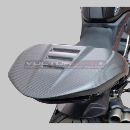 Housse de selle en carbone avec rainures - Ducati Diavel V4