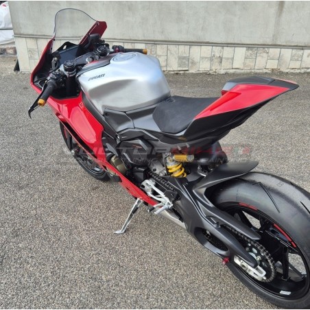 Tapa del depósito de carbono efecto aluminio cepillado - Ducati Panigale V4 / V4S & Streetfighter V4 / V4S