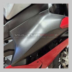 Carbon fiber fairing side panels for Ducati Panigale V4 / V4S