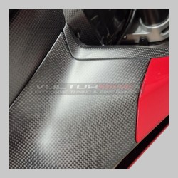 Carbon fiber fairing side panels for Ducati Panigale V4 / V4S
