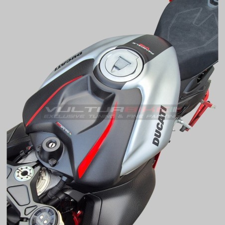Couvercle de réservoir de carburant effet aluminium brossé avec bande de carbone - Ducati Panigale / Streetfighter V4 / V4S