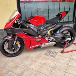 Queue en carbone peint pour Ducati Panigale et Streetfighter V4 / V4S