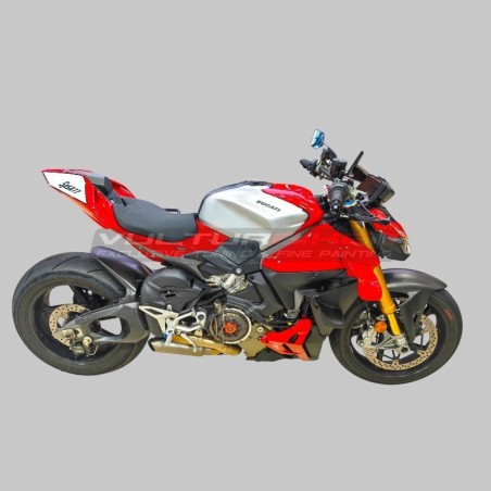 Brushed aluminium effect fuel tank cover with carbon strip - Ducati Panigale / Streetfighter V4 / V4S