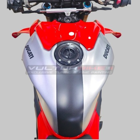 Coperchio serbatoio effetto alluminio spazzolato con striscia in carbonio - Ducati Panigale / Streetfighter V4 / V4S