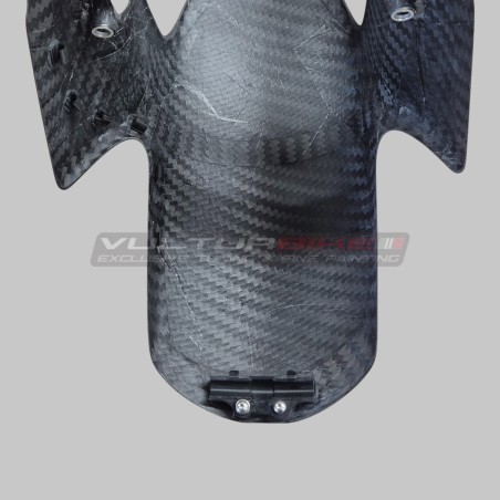 Carbon fiber front fender for Ducati Streetfighter V4