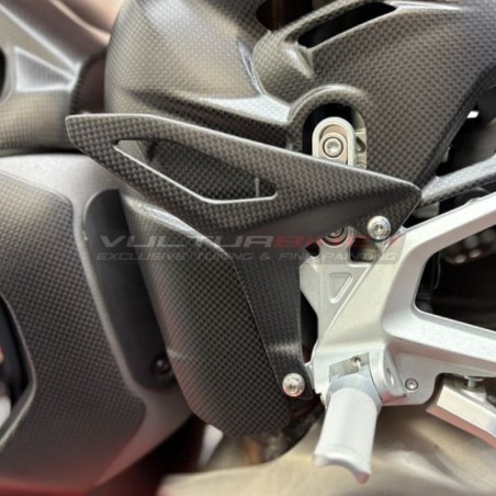 Un par de protectores de talón de carbono - Ducati Streetfighter V4