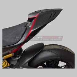 Mono tail set with central carbon pad for Ducati Panigale and Streetfighter V4 / V4S / V4R