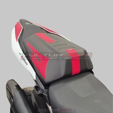 Funda de monoplaza de carbono Evolution para Ducati Multistrada V4 RS