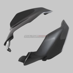 Parabrisas inferior de fibra de carbono bajo el faro - Ducati Streetfighter V4 y V2