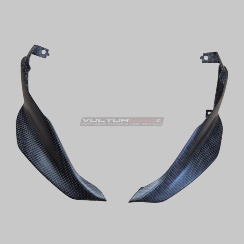 Parabrisas inferior de fibra de carbono bajo el faro - Ducati Streetfighter V4 y V2