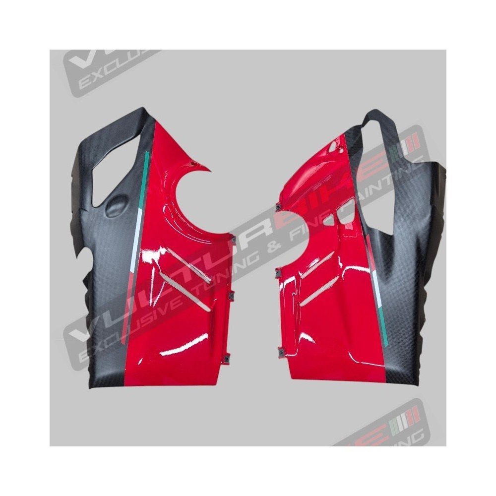 Custom carbon lower fairings for Akrapovic exhaust - Ducati Panigale V4 2018 / 2024