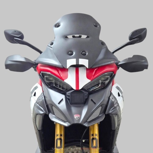 GP / Pikes Peak Style lackierte Carbon-Frontscheibe – Ducati Multistrada V4 (2021–2026)