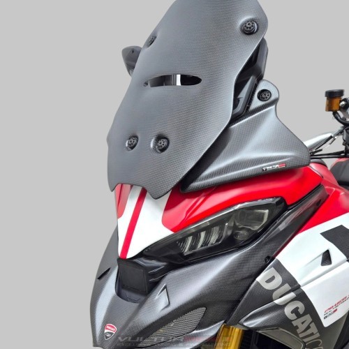 Bec avant en carbone peint style GP / Pikes Peak – Ducati Multistrada V4 (2021-2026)