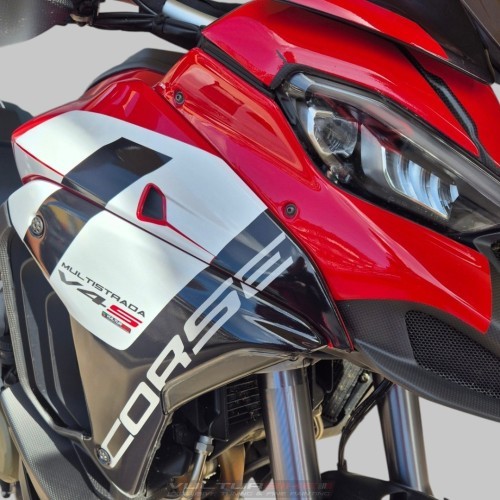 New Corse adhesive graphics compatible with Ducati Multistrada V4 / V4S