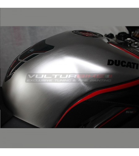Coperchio serbatoio carbonio effetto alluminio spazzolato - Ducati Panigale V4 streetfighter V4 
